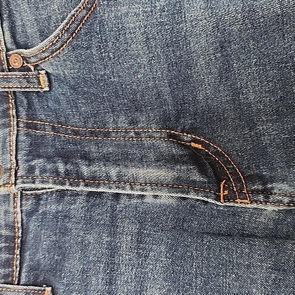 OLD NAVY WOMAN'S JEANS - Picture 5 of 10